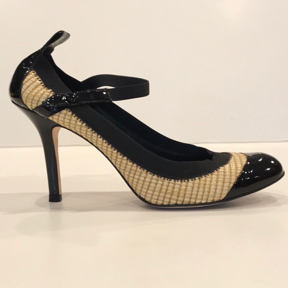 Sexy Mary Jane pumps